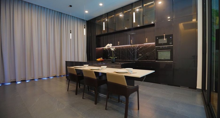 For sale 6 bed house in Bang Lamung, Chonburi