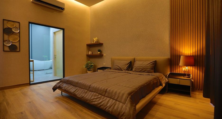 For sale 6 bed house in Bang Lamung, Chonburi