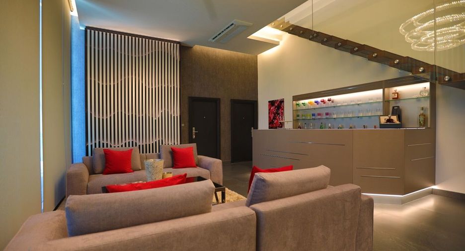 For sale 6 bed house in Bang Lamung, Chonburi