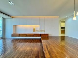 For rent 3 ベッドルーム condo in Bang Rak, Bangkok