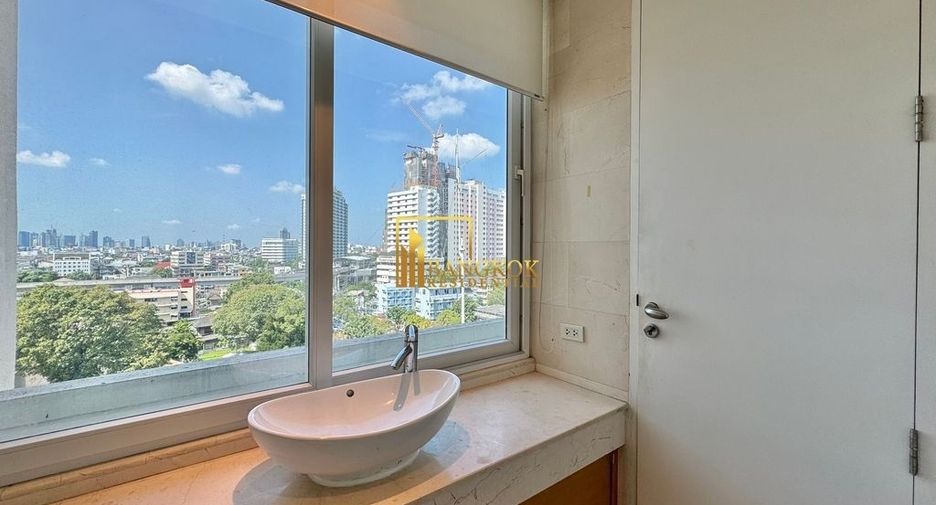 For rent 3 ベッドルーム condo in Bang Rak, Bangkok