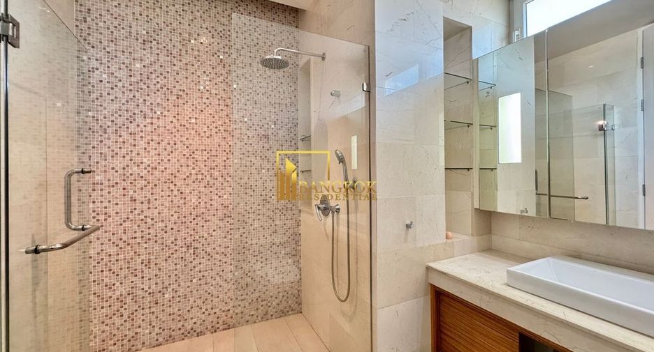 For rent 3 ベッドルーム condo in Bang Rak, Bangkok