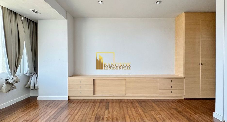For rent 3 ベッドルーム condo in Bang Rak, Bangkok