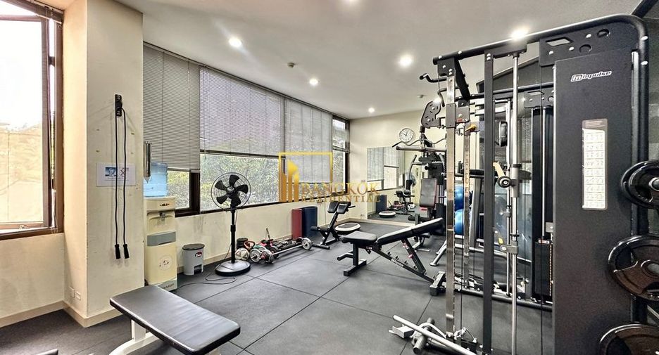 For rent 3 ベッドルーム condo in Bang Rak, Bangkok