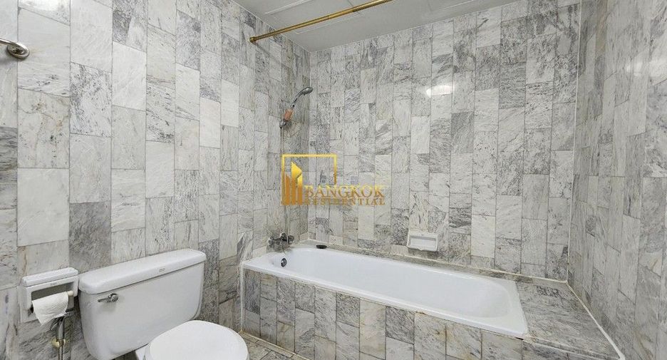 Аренда 3 спальни кондо в Щаттхана, Бангкок