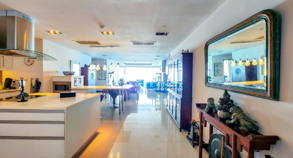 Condo en venta de 3 habitaciones en Bang Lamung, Chonburi