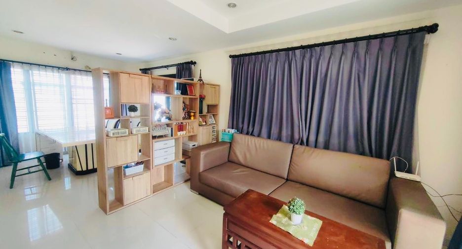 Haus zum Kauf mit 4 Zimmer in Khlong Luang, Pathum Thani