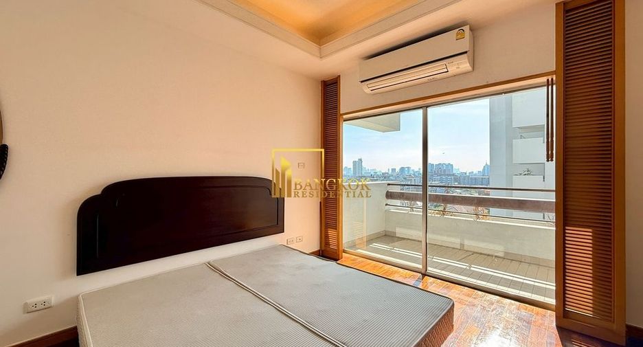 For rent 3 ベッドルーム apartment in Sathon, Bangkok