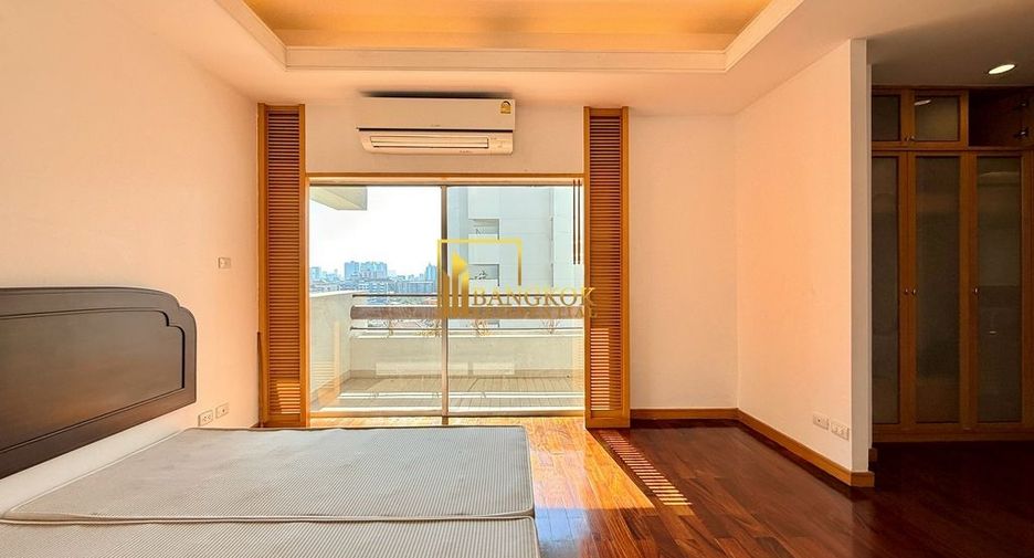 For rent 3 ベッドルーム apartment in Sathon, Bangkok