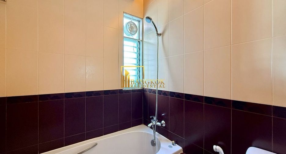 For rent 3 ベッドルーム apartment in Sathon, Bangkok