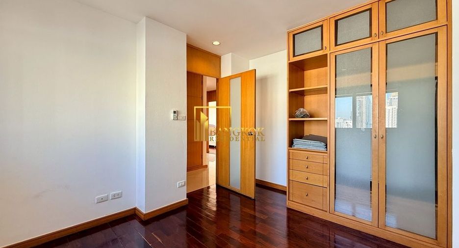 For rent 3 ベッドルーム apartment in Sathon, Bangkok