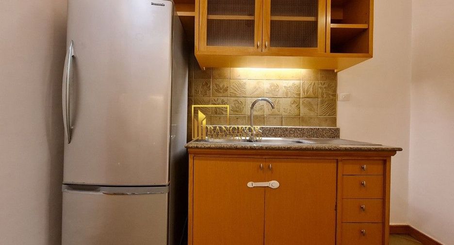 For rent 2 ベッドルーム apartment in Sathon, Bangkok