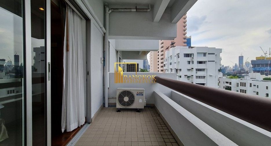 For rent 2 ベッドルーム apartment in Sathon, Bangkok