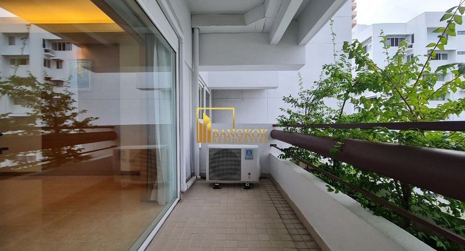 For rent 3 ベッドルーム apartment in Sathon, Bangkok