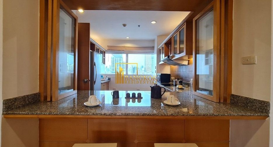 For rent 3 ベッドルーム apartment in Sathon, Bangkok