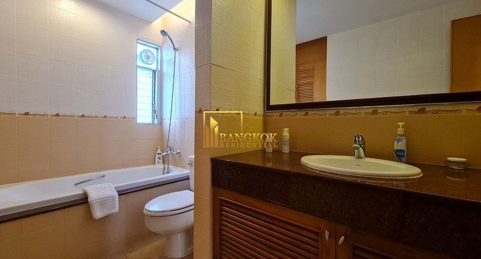 For rent 3 ベッドルーム apartment in Sathon, Bangkok
