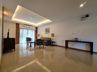 À louer 3 chambres condo à Sathon, Bangkok