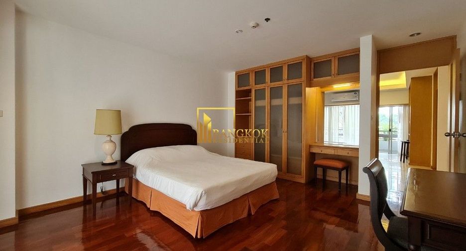 For rent 3 ベッドルーム condo in Sathon, Bangkok