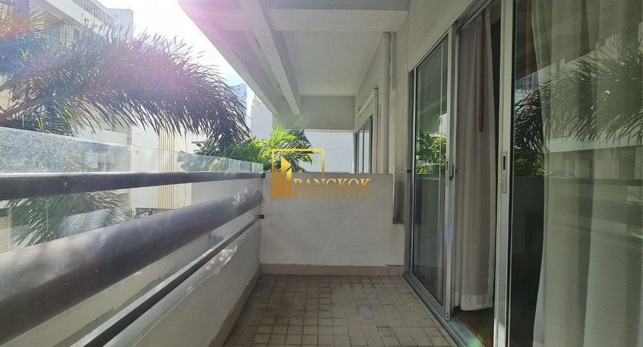 For rent 3 ベッドルーム condo in Sathon, Bangkok