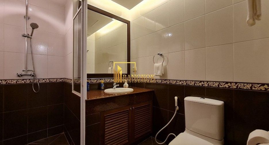 For rent 3 ベッドルーム condo in Sathon, Bangkok