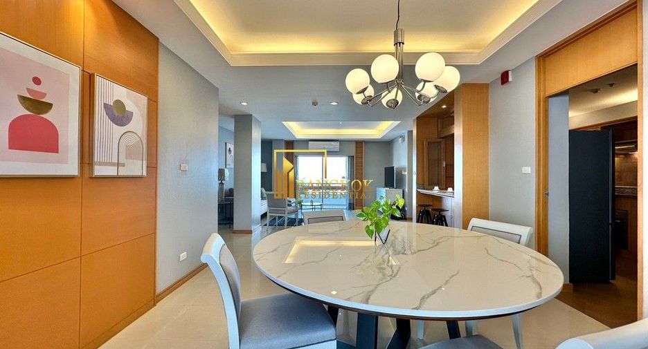 For rent 3 ベッドルーム condo in Sathon, Bangkok