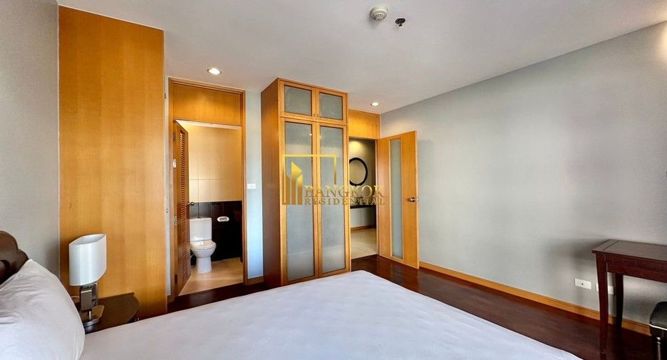 For rent 3 ベッドルーム condo in Sathon, Bangkok