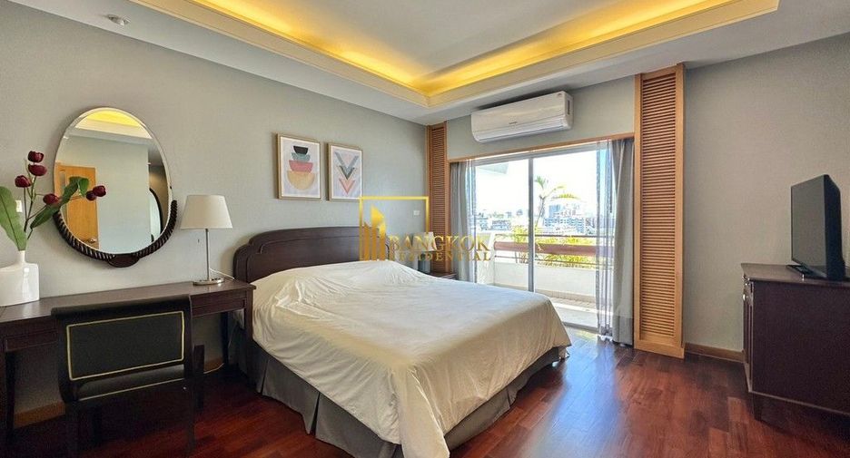 For rent 3 ベッドルーム condo in Sathon, Bangkok