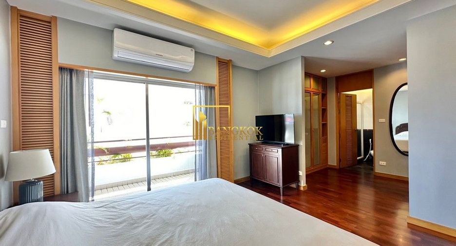 For rent 3 ベッドルーム condo in Sathon, Bangkok