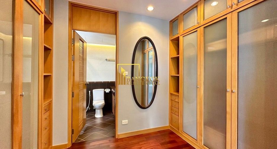For rent 3 ベッドルーム condo in Sathon, Bangkok