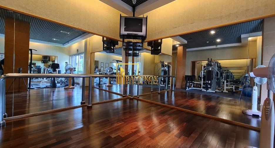 For rent 3 ベッドルーム condo in Sathon, Bangkok