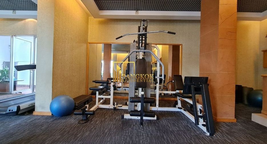For rent 3 ベッドルーム condo in Sathon, Bangkok
