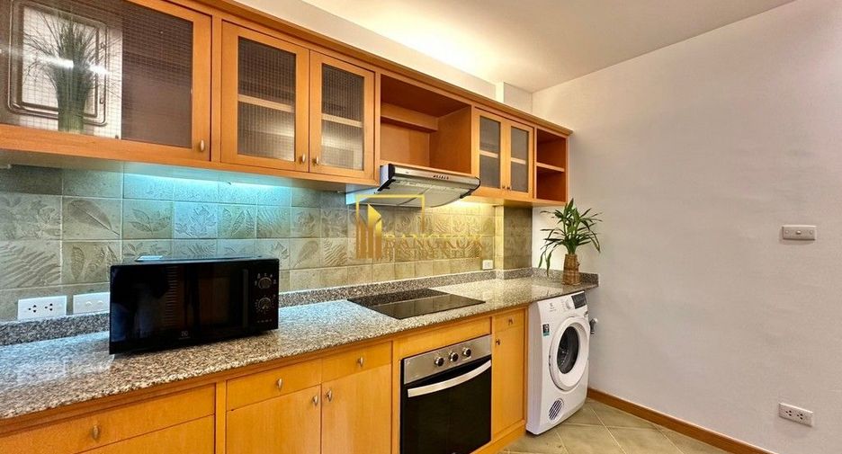 For rent 3 ベッドルーム apartment in Sathon, Bangkok