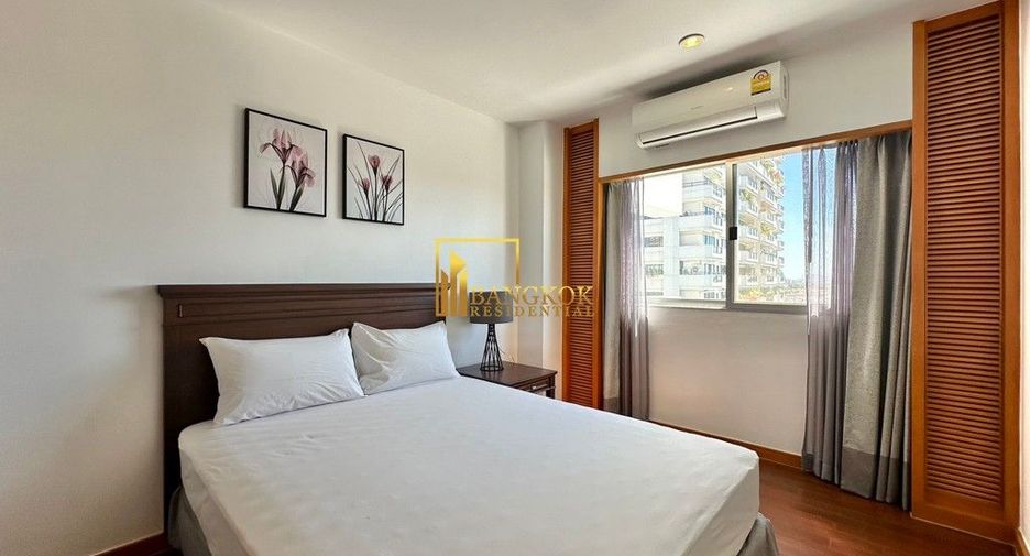 For rent 3 ベッドルーム apartment in Sathon, Bangkok