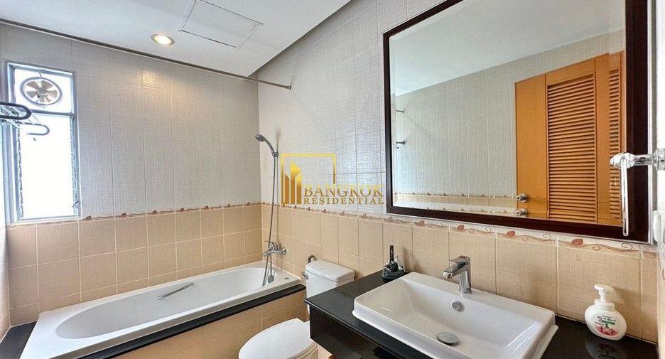 For rent 3 ベッドルーム apartment in Sathon, Bangkok
