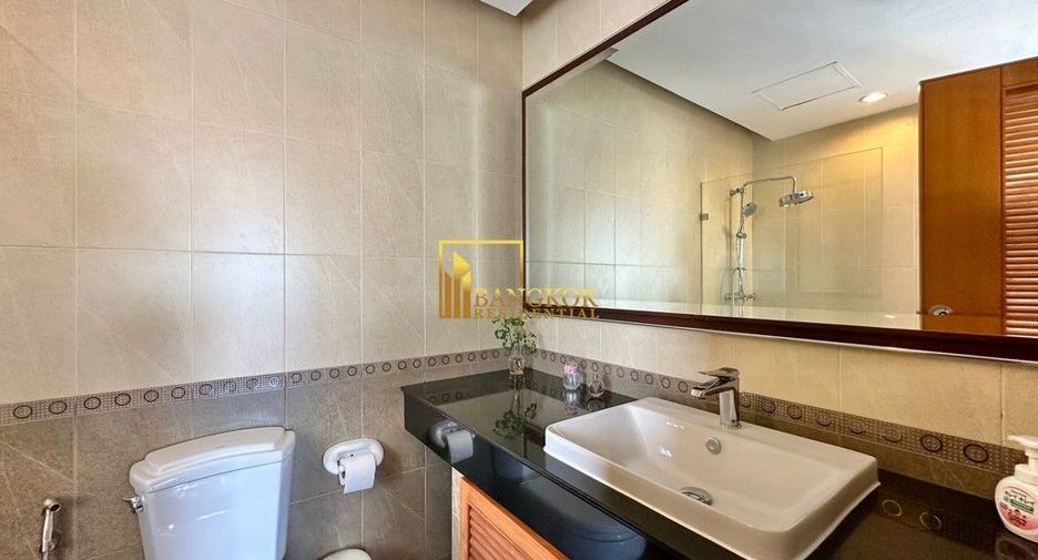 For rent 3 ベッドルーム apartment in Sathon, Bangkok