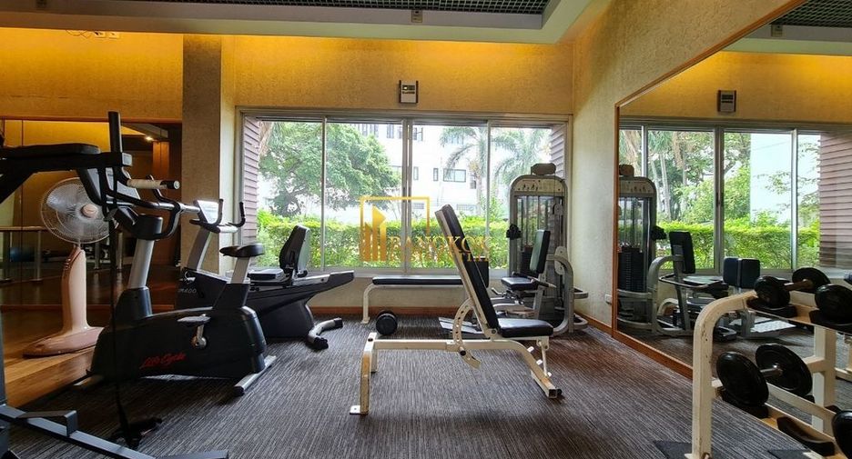 For rent 3 ベッドルーム apartment in Sathon, Bangkok
