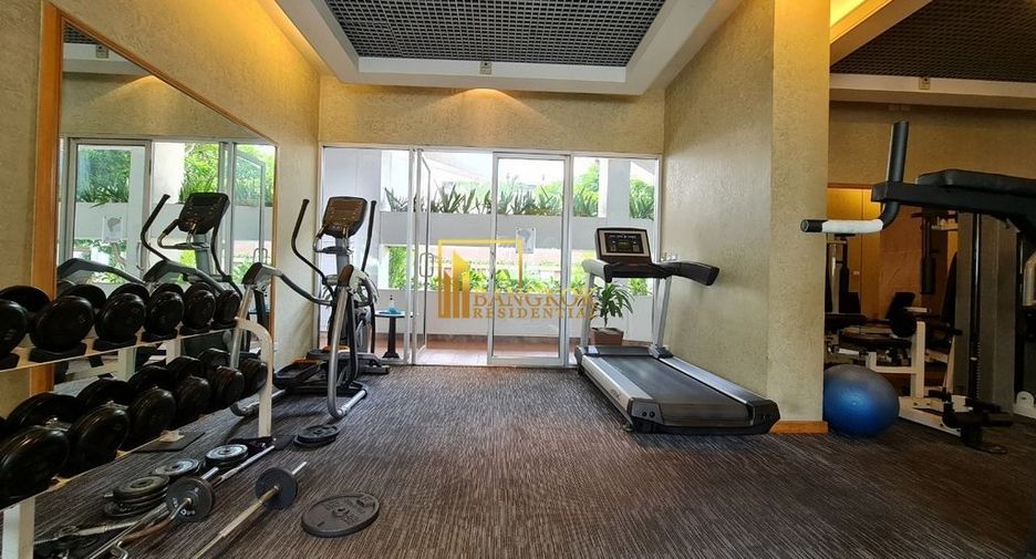 For rent 3 ベッドルーム apartment in Sathon, Bangkok