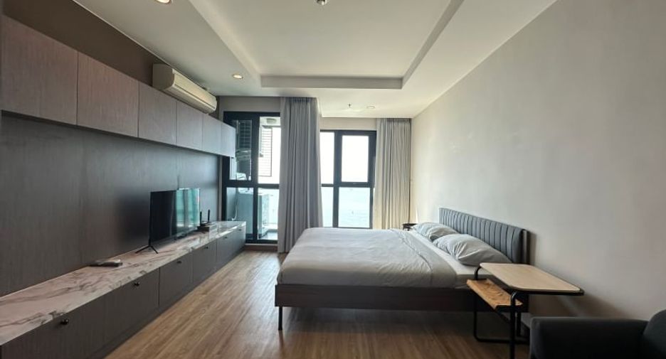 À vendre 11 chambres condo à Si Racha, Chonburi