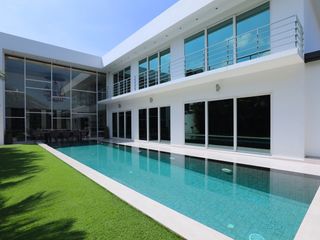 For sale 5 bed house in Bang Lamung, Chonburi