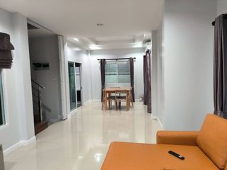 For Rent 3 Bedroom House In San Kamphaeng, Chiang Mai