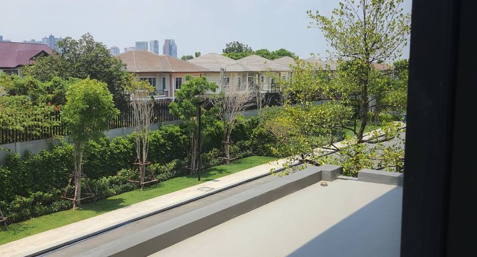 For rent 4 bedrooms house in Suan Luang, Bangkok