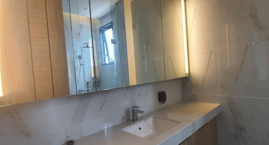 For rent 4 bedrooms house in Suan Luang, Bangkok
