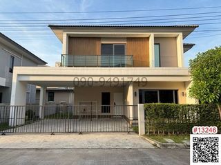 For rent 4 bedrooms house in Bang Khun Thian, Bangkok