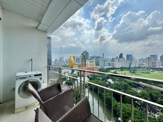 For rent 2 ベッドルーム condo in Pathum Wan, Bangkok
