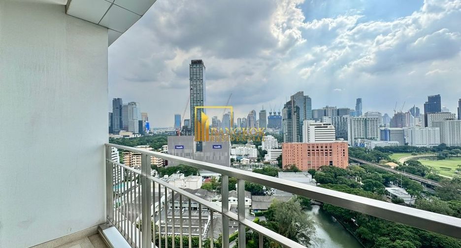For rent 2 ベッドルーム condo in Pathum Wan, Bangkok