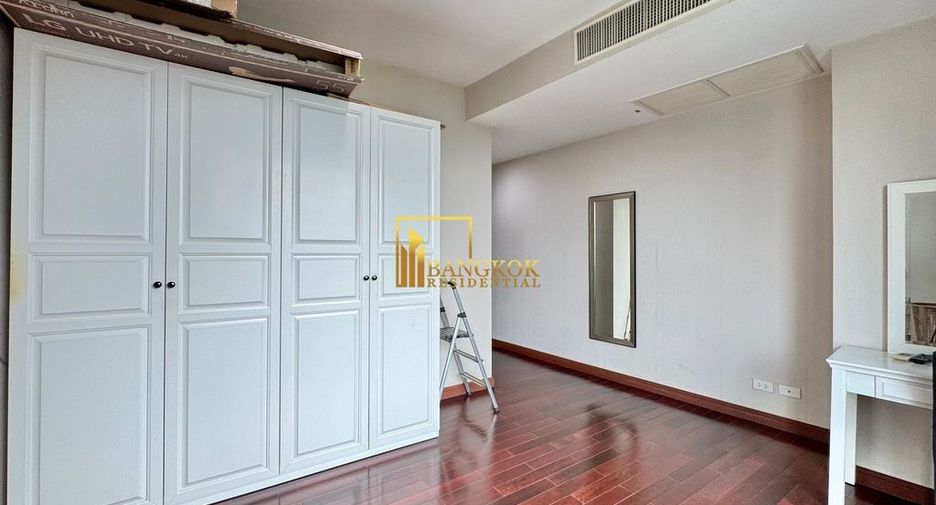 For rent 2 ベッドルーム condo in Pathum Wan, Bangkok