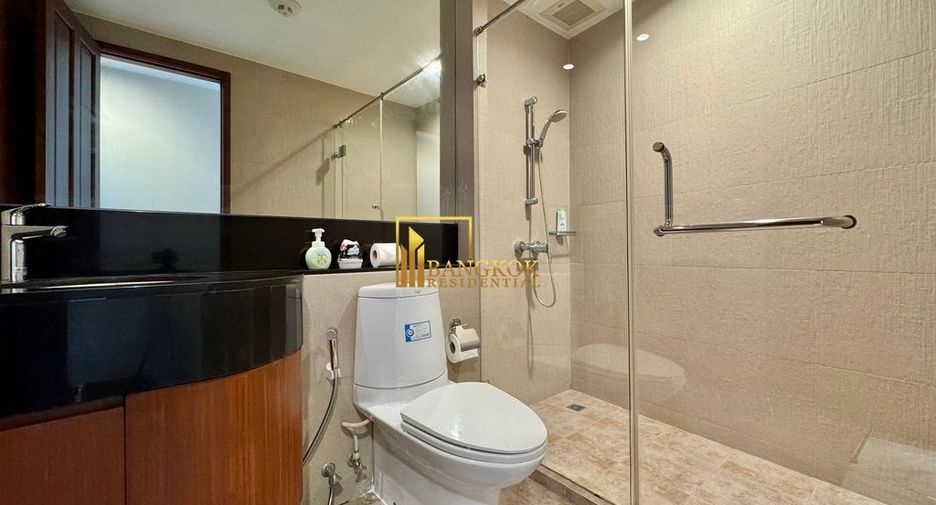 For rent 2 ベッドルーム condo in Pathum Wan, Bangkok
