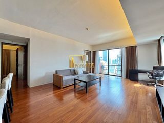 For rent 2 bedrooms condo in Pathum Wan, Bangkok