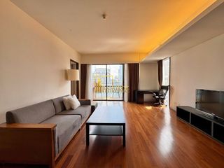 For rent 2 bedrooms condo in Pathum Wan, Bangkok