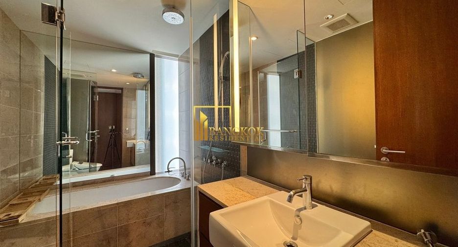 À louer 2 chambres condo à Pathum Wan, Bangkok